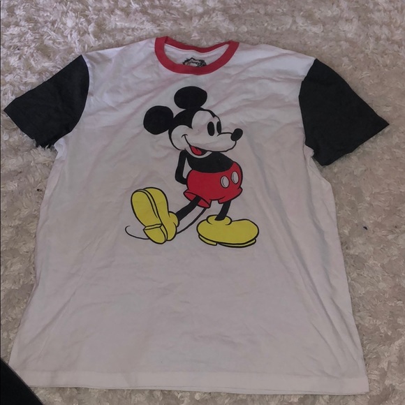 Disney Tops - mickey t-shirt
